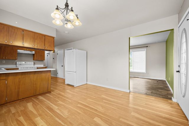 1130 5th St NE, Minot, ND 58703