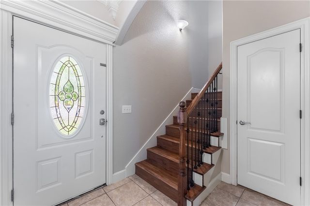 604 NW 17th Court, Bentonville, AR 72712