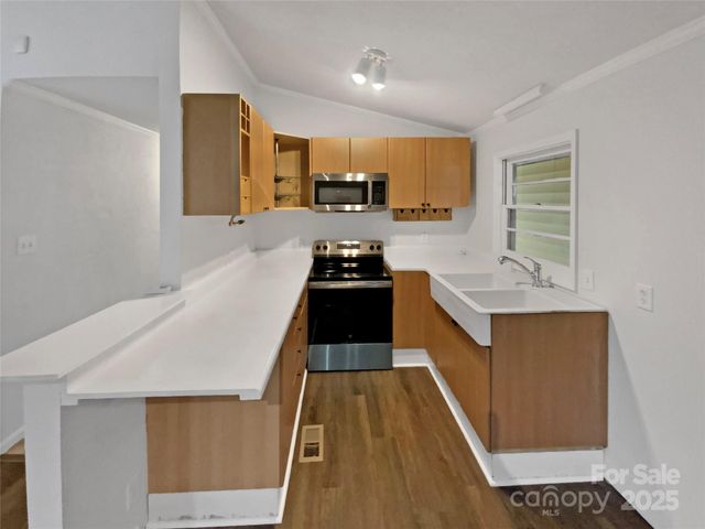 185 Crosswhite Lane, Statesville, NC 28625