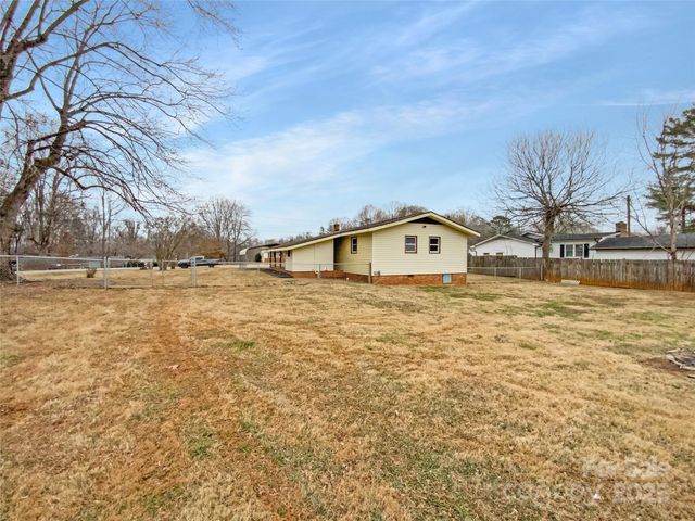 185 Crosswhite Lane, Statesville, NC 28625