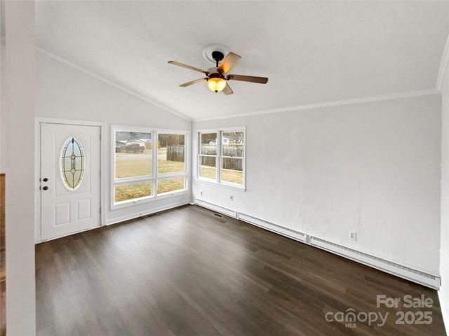 185 Crosswhite Lane, Statesville, NC 28625