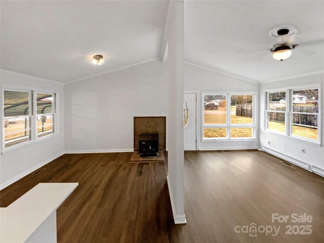 185 Crosswhite Lane, Statesville, NC 28625