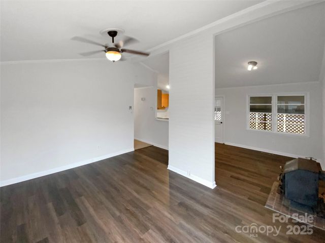 185 Crosswhite Lane, Statesville, NC 28625