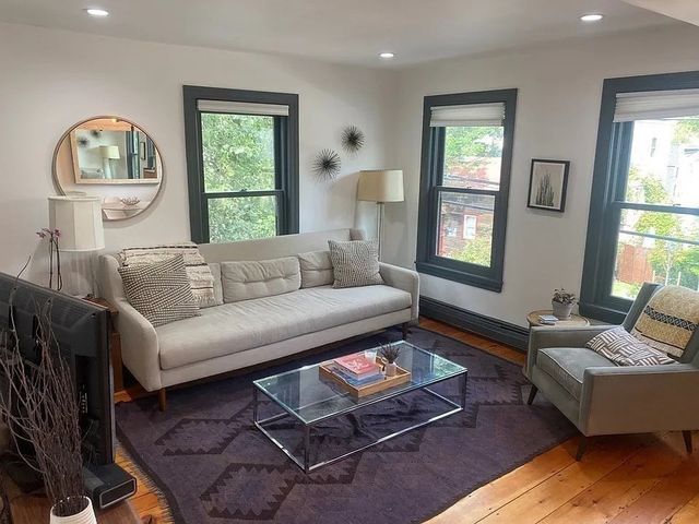 114 Pearl St 2, Cambridge, MA 02139