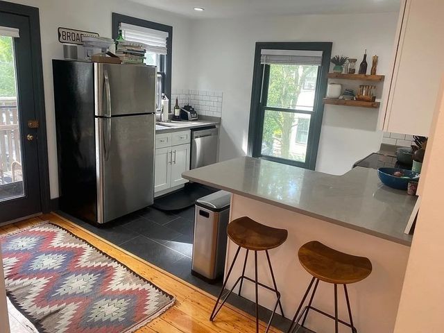 114 Pearl St 2, Cambridge, MA 02139