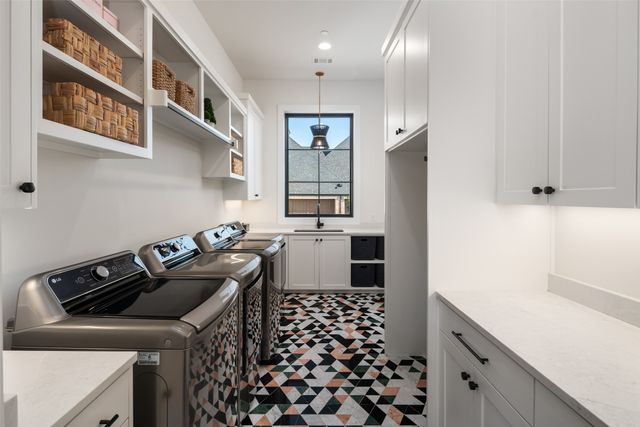 913 Barksdale Creek Lane, Fairview, TX 75069