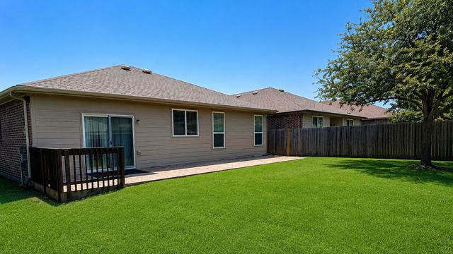 1701 Quail Springs Circle, Fort Worth, TX 76177