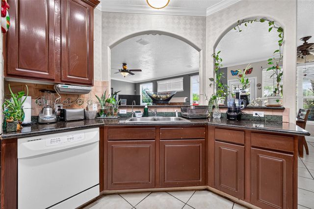 6822 Crystal Point Drive, Katy, TX 77449