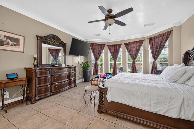 6822 Crystal Point Drive, Katy, TX 77449