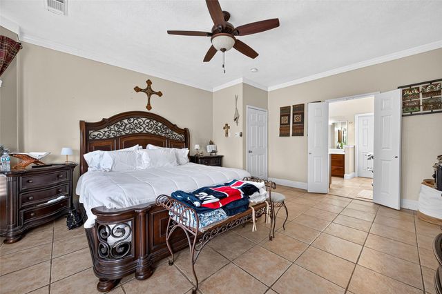 6822 Crystal Point Drive, Katy, TX 77449