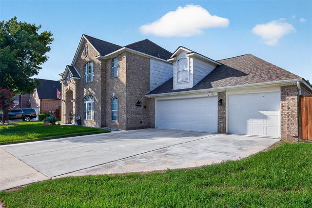 6822 Crystal Point Drive, Katy, TX 77449