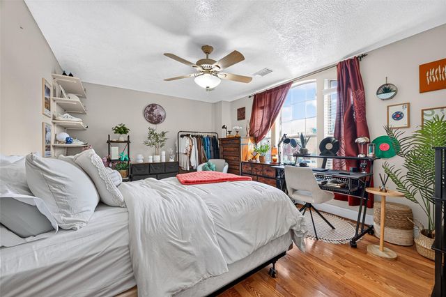 6822 Crystal Point Drive, Katy, TX 77449