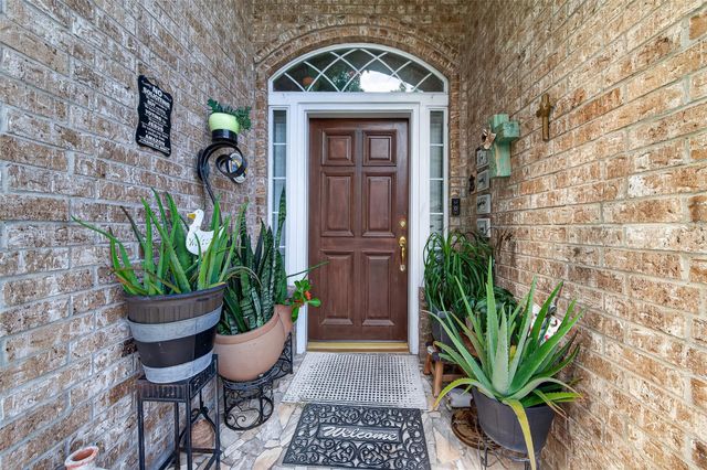 6822 Crystal Point Drive, Katy, TX 77449