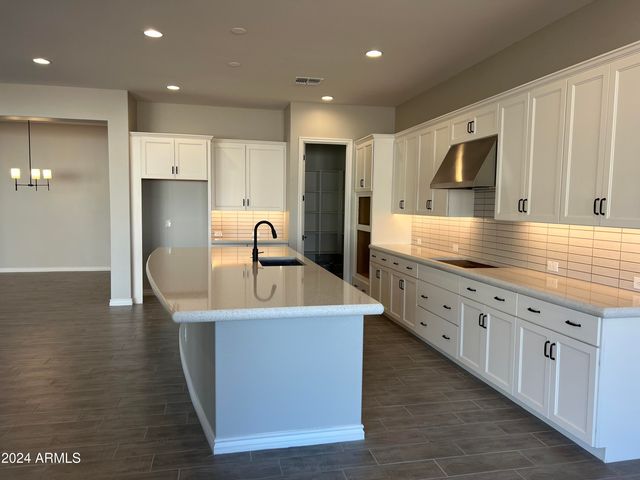 16068 W Questa Drive, Surprise, AZ 85387