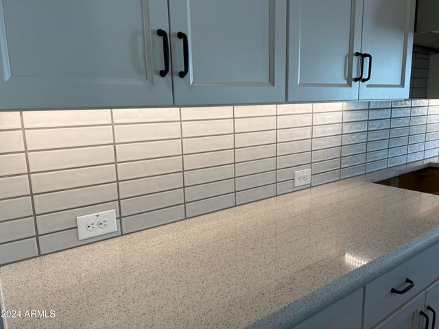 16068 W Questa Drive, Surprise, AZ 85387