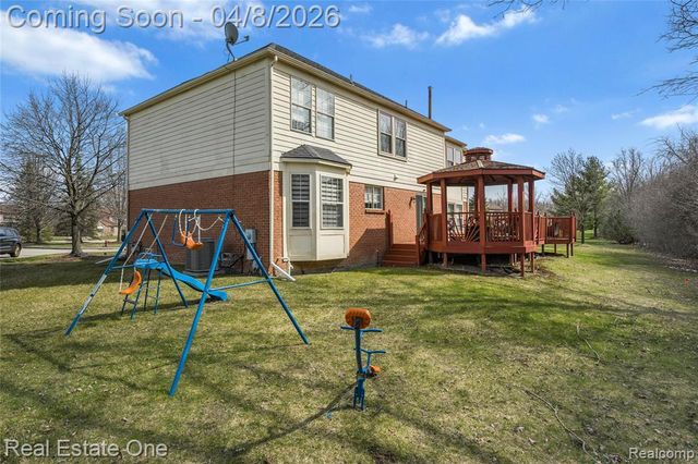 2590 Oakham Court, Canton, MI 48188