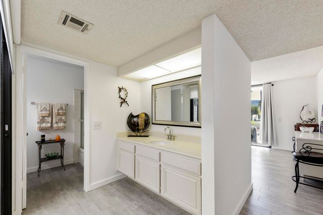 7581 Paseo Azulejo, Palm Springs, CA 92264