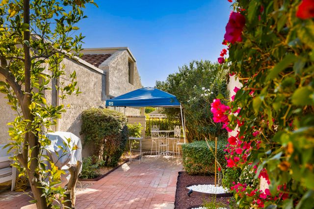 7581 Paseo Azulejo, Palm Springs, CA 92264