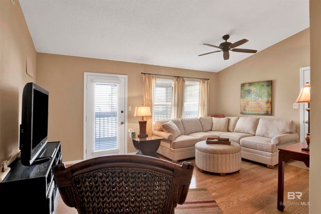 2200 2nd Street 304A, Gulf Shores, AL 36542