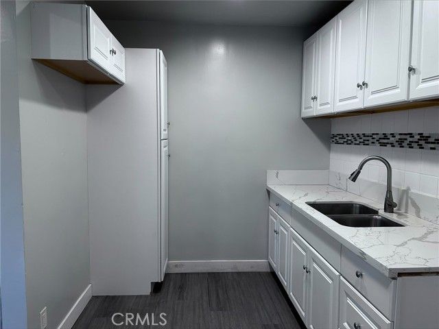 11724 S Vermont Avenue 7, Los Angeles, CA 90044