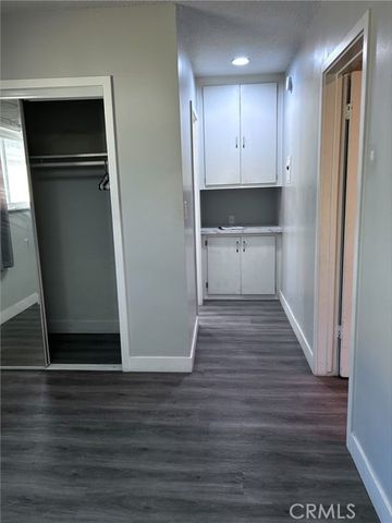 11724 S Vermont Avenue 7, Los Angeles, CA 90044