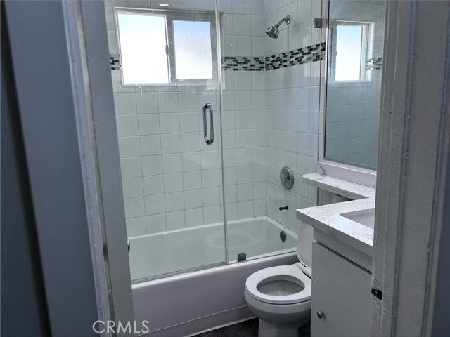 11724 S Vermont Avenue 7, Los Angeles, CA 90044