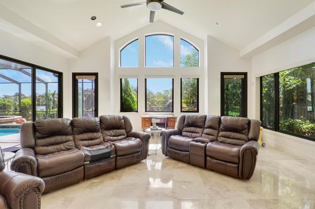 18989 SE Windward Island Lane, Jupiter, FL 33458