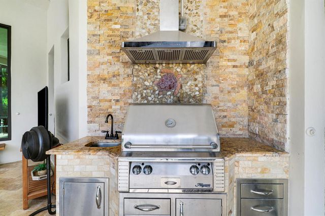 18989 SE Windward Island Lane, Jupiter, FL 33458