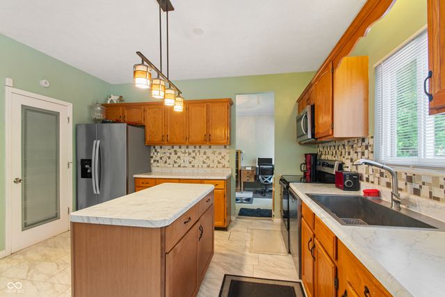 4851 Rocky Knob Lane, Indianapolis, IN 46254