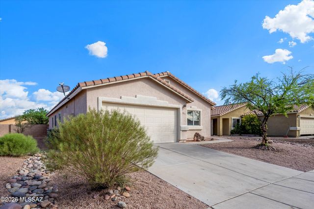 2202 W Burlwood Way, Tucson, AZ 85745