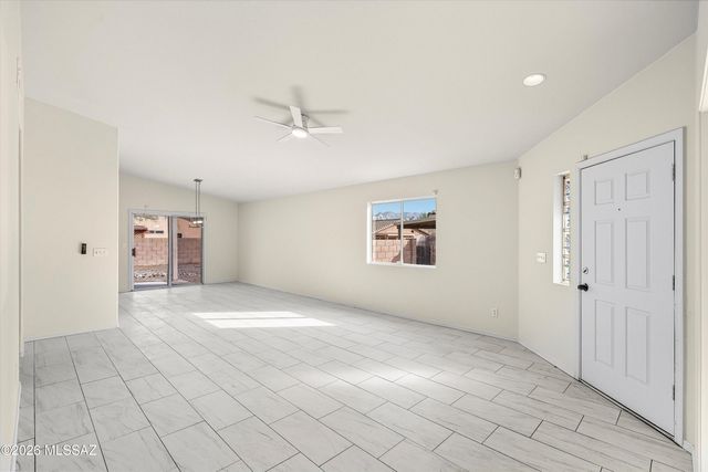 2202 W Burlwood Way, Tucson, AZ 85745