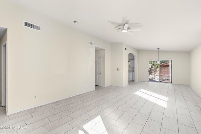 2202 W Burlwood Way, Tucson, AZ 85745