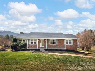 58 Braddock Way, Asheville, NC 28803