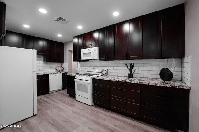 6130 N 27TH Avenue, Phoenix, AZ 85017