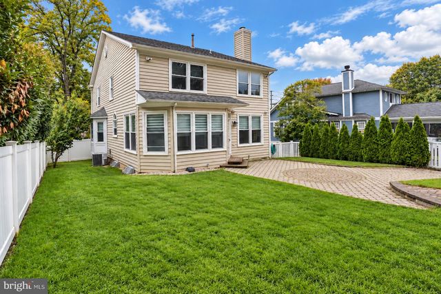 1505 SPRING VALE AVE, Mclean, VA 22101
