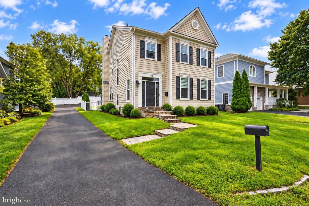 1505 SPRING VALE AVE, Mclean, VA 22101
