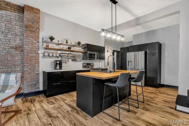 724 Union Avenue, Belleville, IL 62220