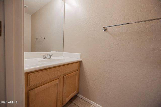 522 N KIMBERLEE Way, Chandler, AZ 85225