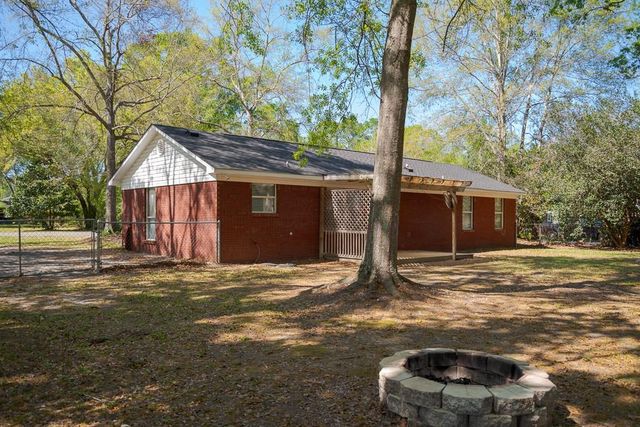 929 Joaneen Drive, Saraland, AL 36571