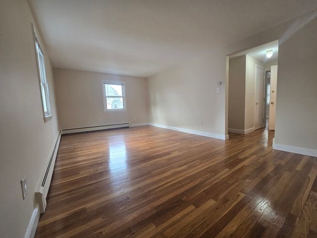 5 Tappan St 2, Melrose, MA 02176