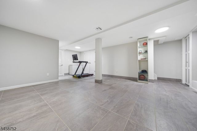 9 Burnet Hill Rd, Livingston Twp., NJ 07039