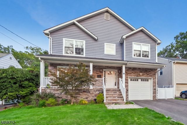 9 Burnet Hill Rd, Livingston Twp., NJ 07039