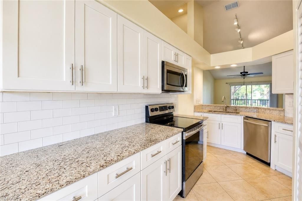 169 Grand Oaks WAY N204, NAPLES, FL 34110 — exterior