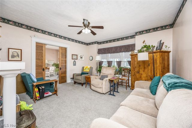 419 Williams Avenue, Williamstown, WV 26187