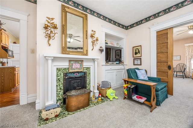 419 Williams Avenue, Williamstown, WV 26187