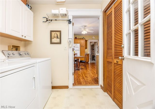 419 Williams Avenue, Williamstown, WV 26187