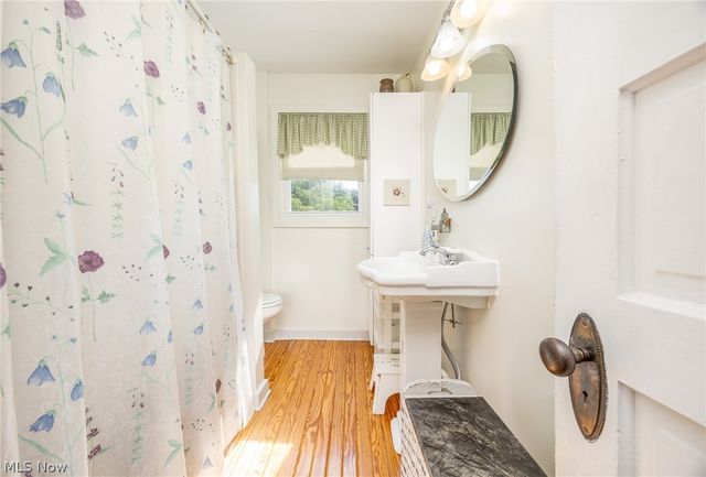 419 Williams Avenue, Williamstown, WV 26187