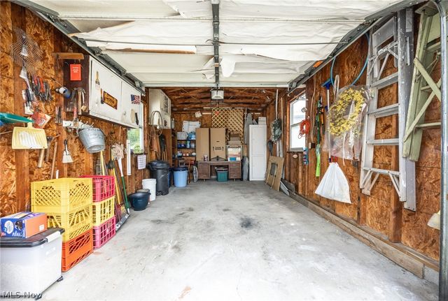 419 Williams Avenue, Williamstown, WV 26187