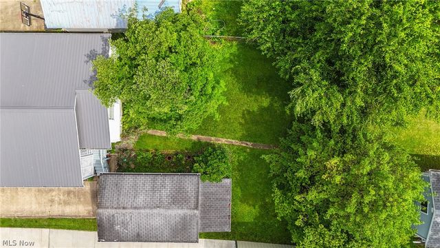 419 Williams Avenue, Williamstown, WV 26187
