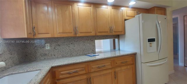 1900 Diana Dr 3A, Hallandale Beach, FL 33009